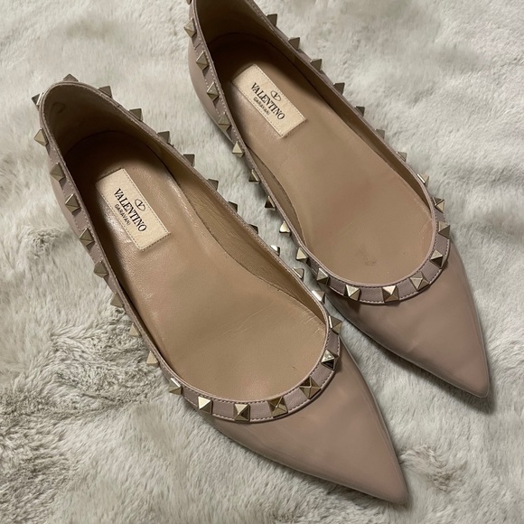 EUC Valentino Rockstud Ballet Flats - Picture 1 of 11